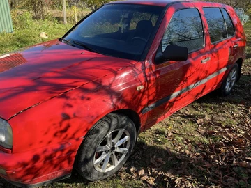 Авто Volkswagen Golf 1996 № 8141623