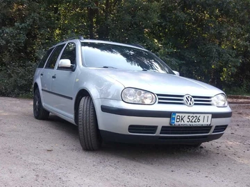 Авто Volkswagen Golf 1999 № 8141731