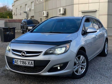 Авто Opel Astra 2015 № 8142004