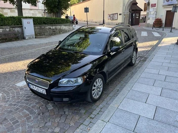 Авто Volvo V50 2004 № 8142129