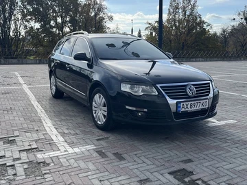 Авто Volkswagen Passat Variant 2006 № 8142135