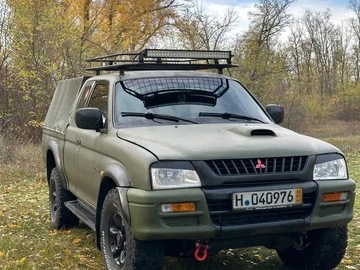 Авто Mitsubishi L 200 2001 № 8142358