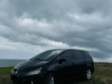 Авто Mitsubishi Grandis 2007 № 8142425