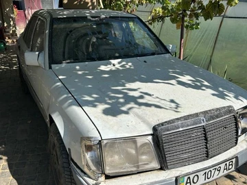 Авто Mercedes 250 1986 № 8142431