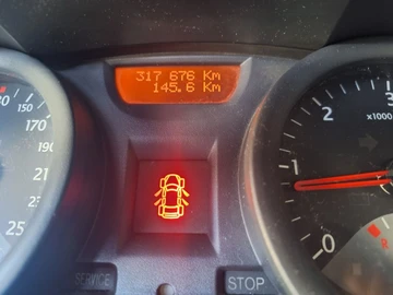 Авто Renault Megane 2004 № 8142491