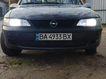 Авто Opel Vectra 1996 № 8142630