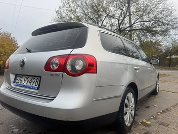 Авто Volkswagen Passat Variant 2006 № 8142695