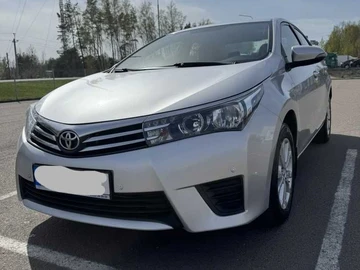 Авто Toyota Corolla 2015 № 8142780