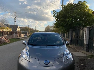 Авто Nissan Leaf 2013 № 8142786