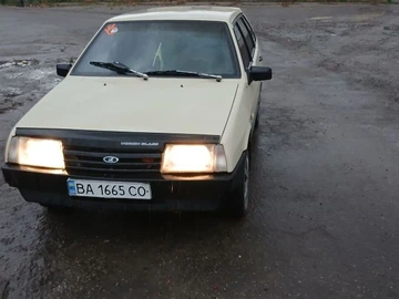 Авто ВАЗ 2109 1989 № 8142794