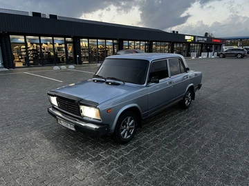 Авто ВАЗ 2107 2007 № 8142956