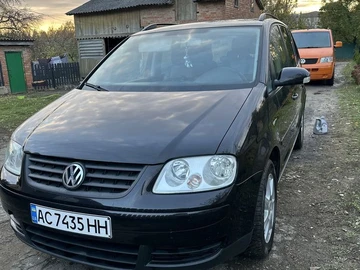 Авто Volkswagen Touran 2005 № 8142957