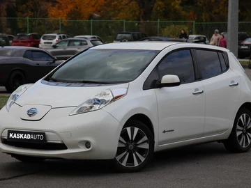 Авто Nissan Leaf 2013 № 8142975