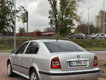 Авто Skoda Octavia 2004 № 8143097