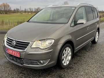 Авто Volkswagen Touran 2008 № 8143303