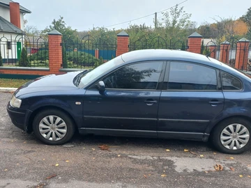 Авто Volkswagen Passat Sedan 1998 № 8143309