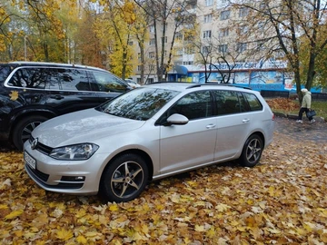 Авто Volkswagen Golf 2013 № 8143349