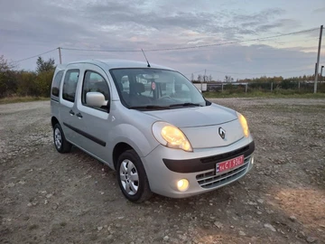 Авто Renault Kangoo Passenger 2008 № 8143353