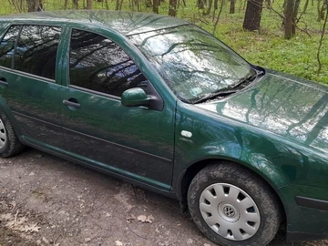 Авто Volkswagen Golf 2001 № 8143355