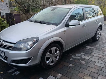 Авто Opel Astra 2010 № 8143480