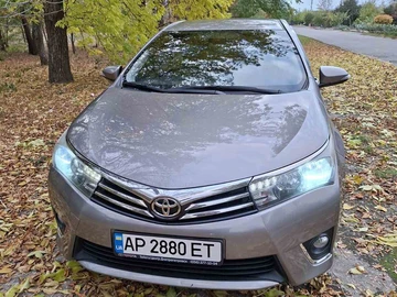 Авто Toyota Avensis 2014 № 8143492