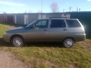 Авто ВАЗ 21111 2008 № 8143619