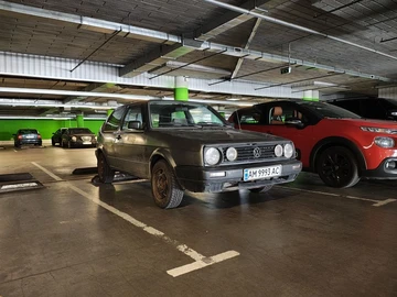 Авто Volkswagen Golf 1984 № 8143664