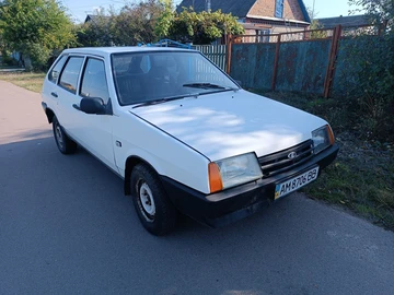 Авто ВАЗ 2109 1988 № 8143884