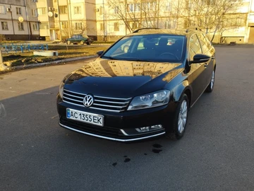Авто Volkswagen Passat Variant 2013 № 8144007
