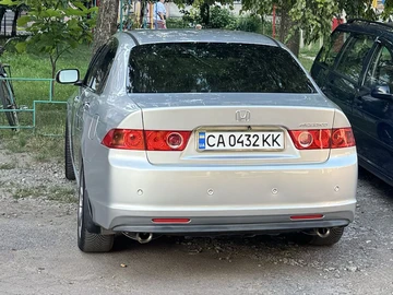 Авто Honda Accord 2004 № 8144022