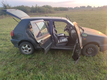 Авто Volkswagen Golf 1996 № 8144190