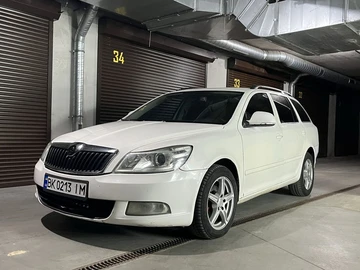 Авто Skoda Octavia 2010 № 8144225