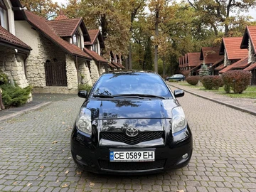 Авто Toyota Yaris 2006 № 8144281
