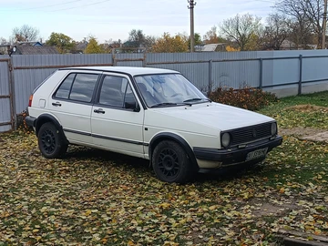 Авто Volkswagen Golf 1987 № 8144394