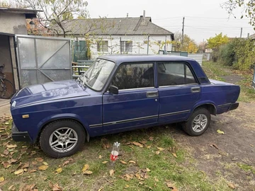 Авто ВАЗ 2107 1991 № 8144469