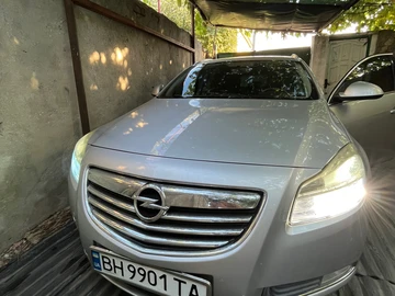 Авто Opel Insignia 2010 № 8144710