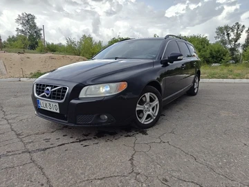Авто Volvo V70 2010 № 8144878