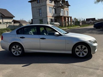 Авто BMW 3 Серия 2005 № 8144890