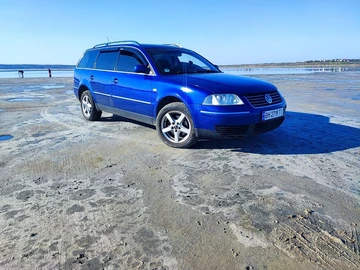 Авто Volkswagen Passat Hatchback 2000 № 8144980