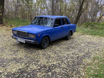 Авто ВАЗ 2107 1988 № 8145118