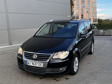 Авто Volkswagen Touran 2007 № 8145119