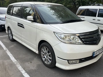 Авто Honda Elysion 2011 № 8145136