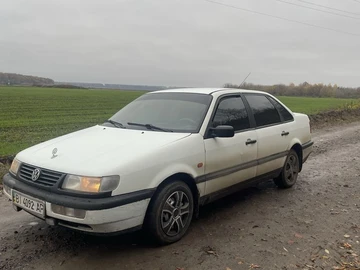 Авто Volkswagen Passat Sedan 1995 № 8145157
