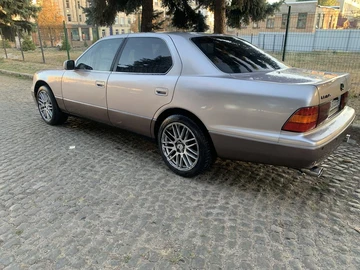 Авто Lexus Ls Серія 1999 № 8145182