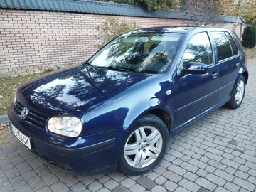 Авто Volkswagen Golf 2002 № 8145198
