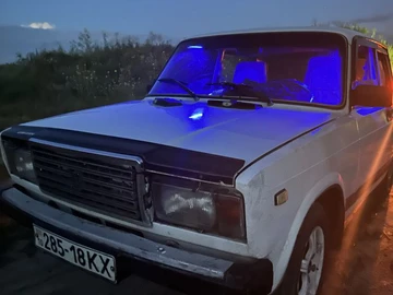 Авто ВАЗ 2107 1985 № 8145364