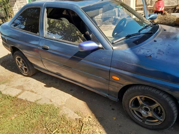 Авто Ford Escort 1995 № 8145400