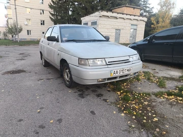 Авто ВАЗ 2110 1999 № 8145670