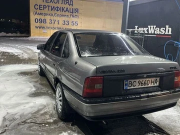 Авто Opel Vectra 1989 № 8145721
