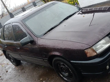 Авто Opel Vectra 1990 № 8145723